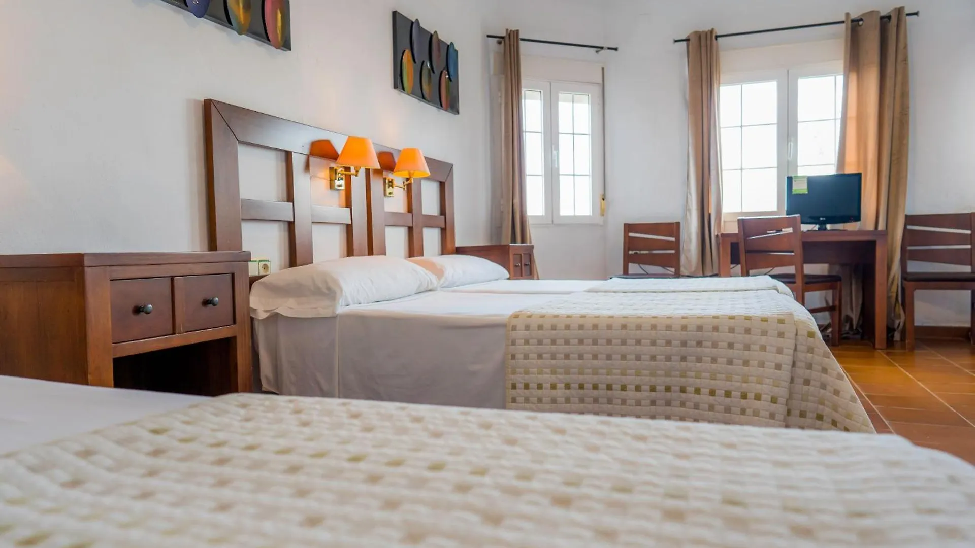 Hotel Complejo Los Veneros Santa Ana La Real Spain