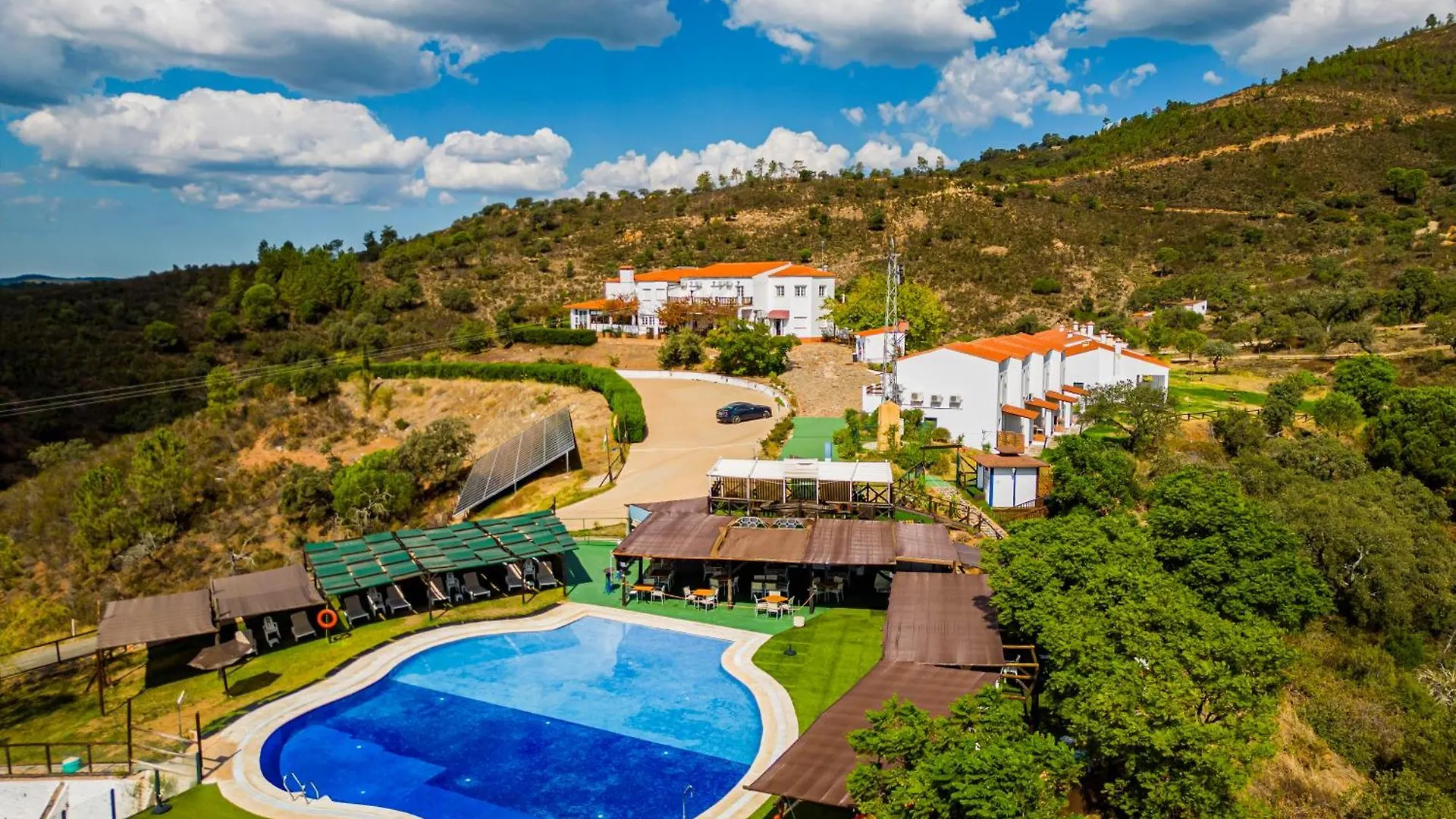 Complejo Los Veneros Santa Ana La Real Hotel
